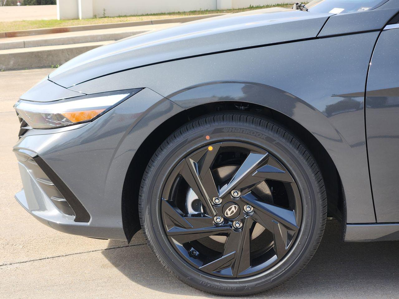 New 2026 PE2 Gray Hyundai SEL Sport Premium image 5