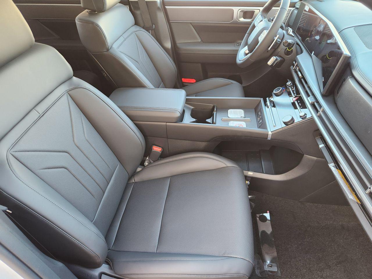 New 2026 W6H White Hyundai SEL FWD image 10