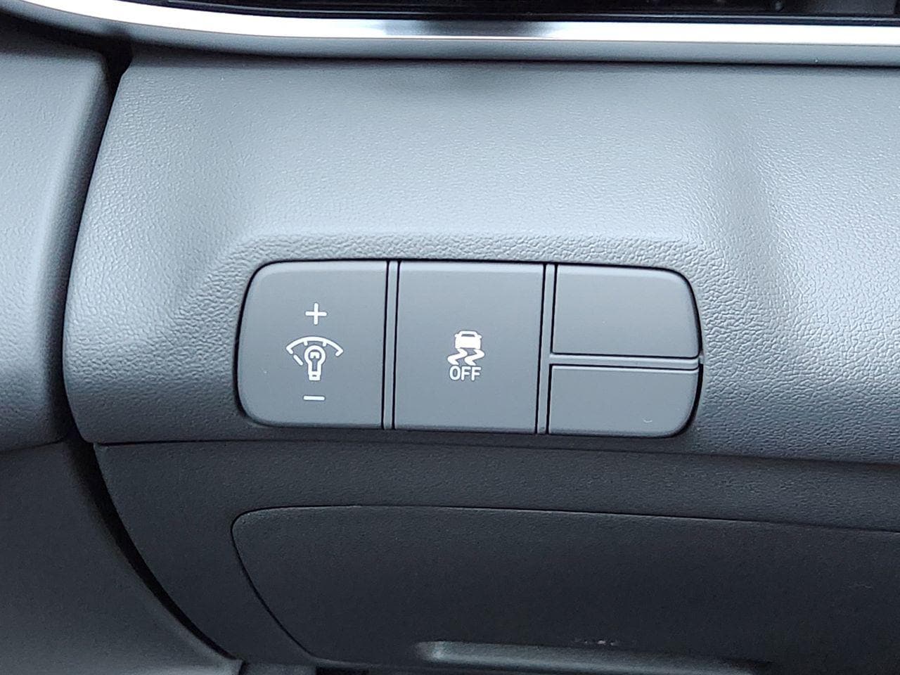 New 2026 W6H White Hyundai SEL Sport Premium image 20