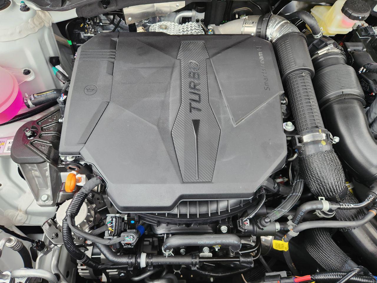 New 2026 SAW White Hyundai XRT image 29