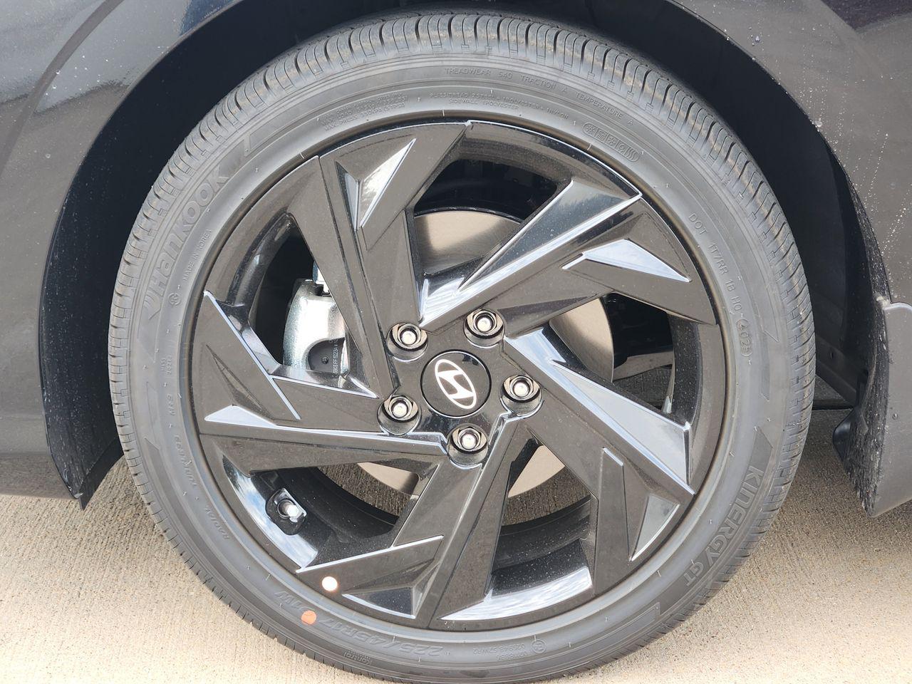 New 2026 A2B Black Hyundai SEL Sport Premium image 7