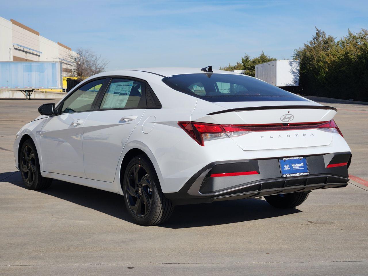 New 2026 Serenity White Hyundai SEL Sport image 3