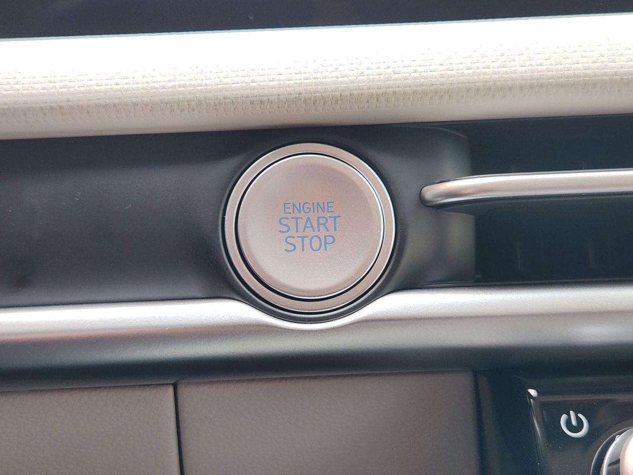 New 2026 W6H White Hyundai SEL Premium FWD image 19