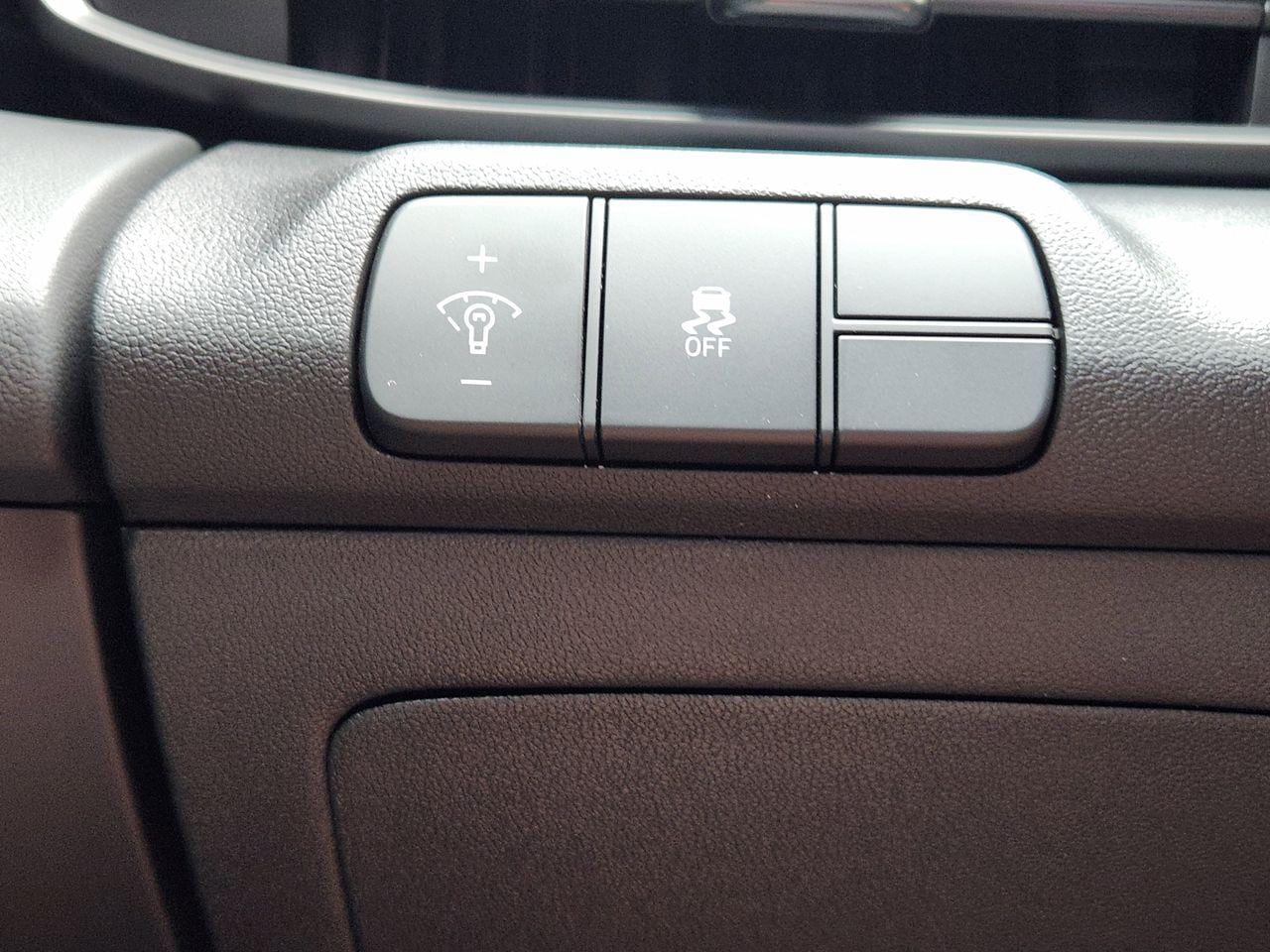 New 2026 W6H White Hyundai SEL Sport image 21