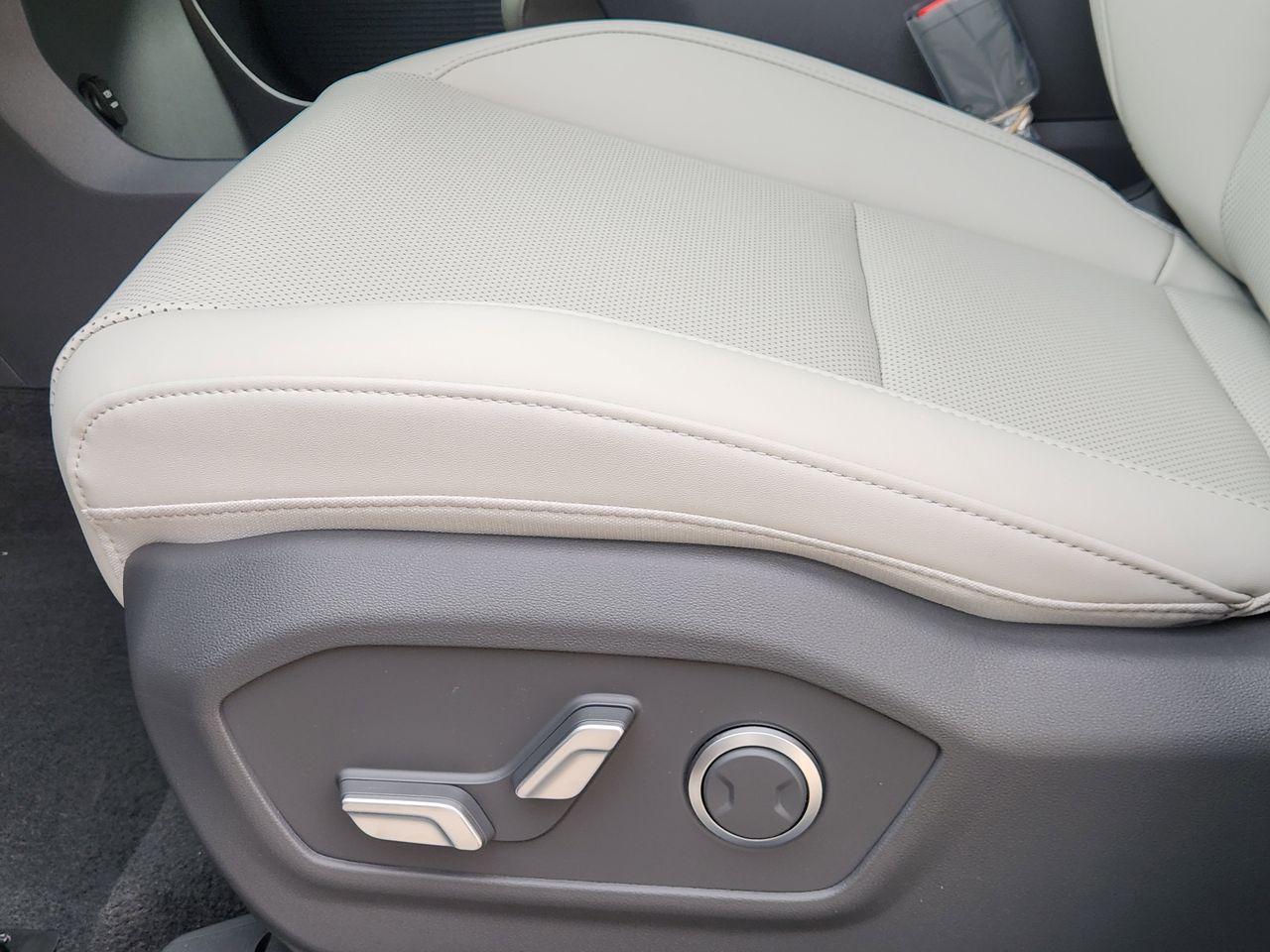 New 2026 PE2 Gray Hyundai SEL FWD image 23