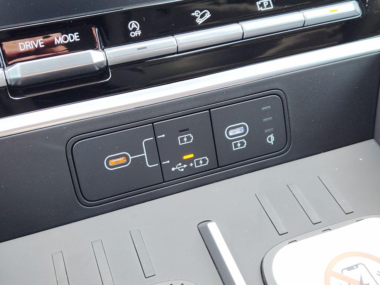 New 2027 Phantom Black Hyundai SEL FWD image 16