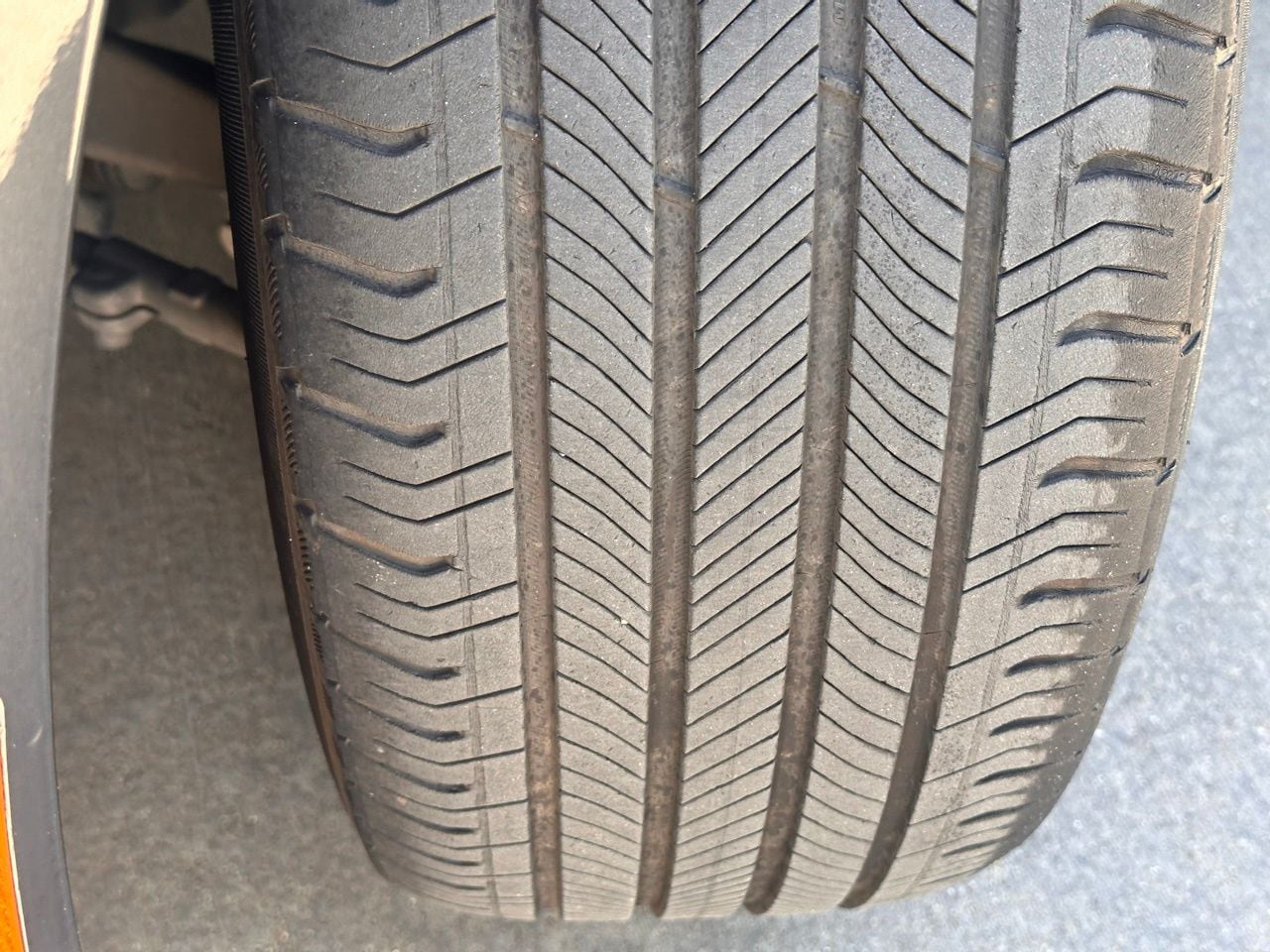 Used 2024 Dark Graphite BMW 530i image 3