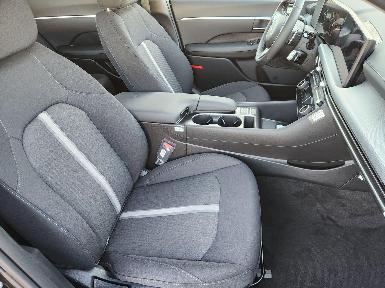 New 2026 Portofino Gray Hyundai SEL Sport image 10