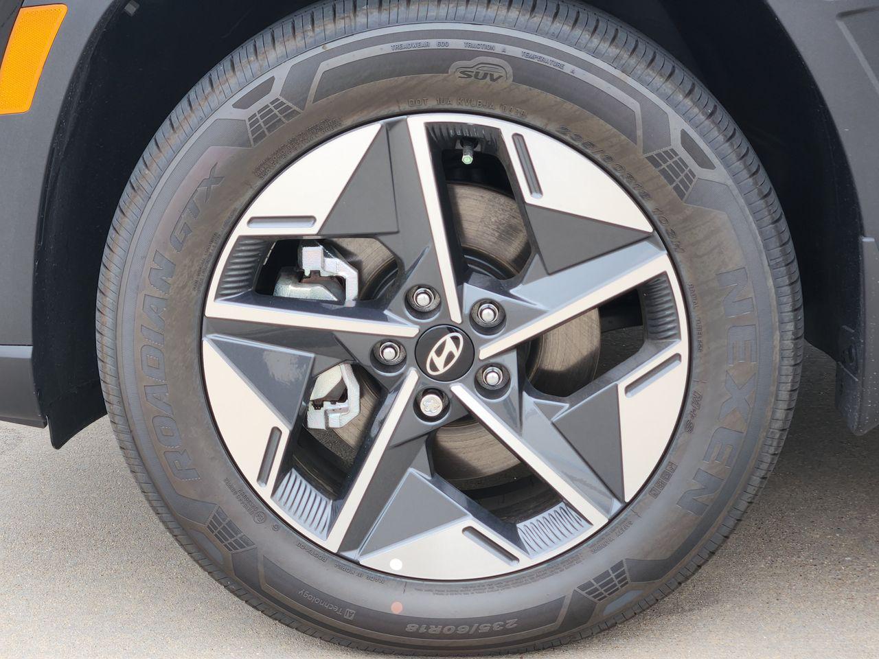 New 2026 Ash Black Hyundai SEL AWD image 7