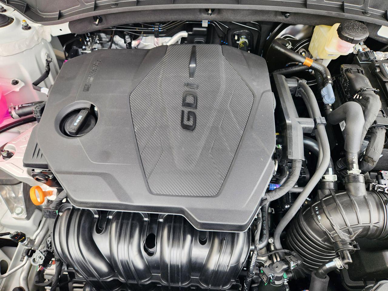 New 2026 W6H White Hyundai Limited FWD image 29