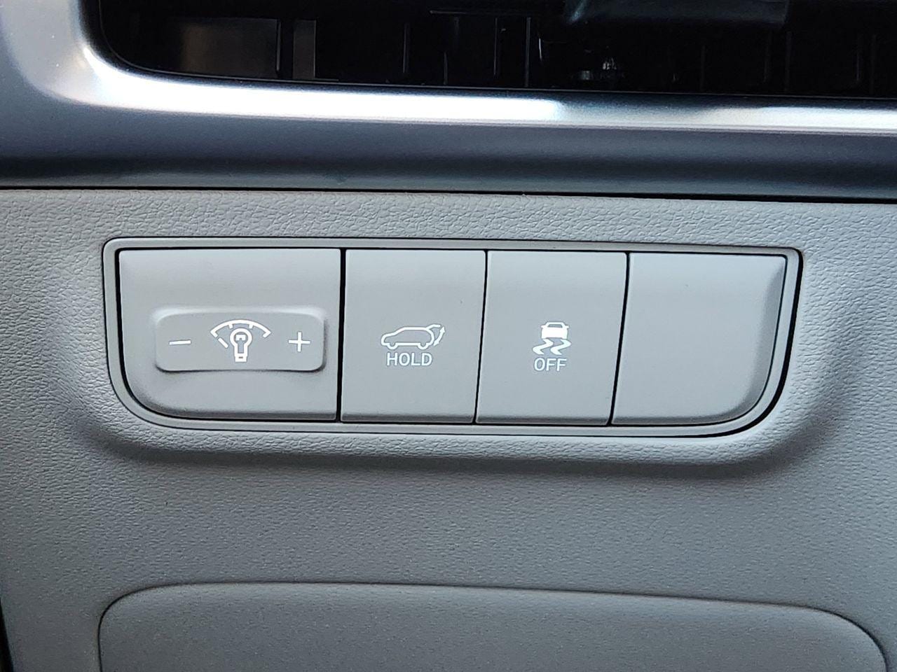 New 2026 Phantom Black Hyundai SEL FWD image 20