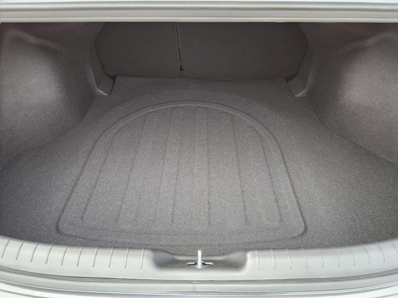 New 2026 PE2 Gray Hyundai Limited image 30