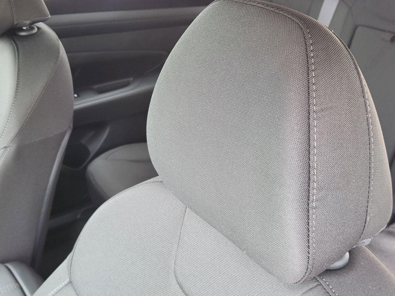 New 2026 R2T Silver Hyundai SEL FWD image 10