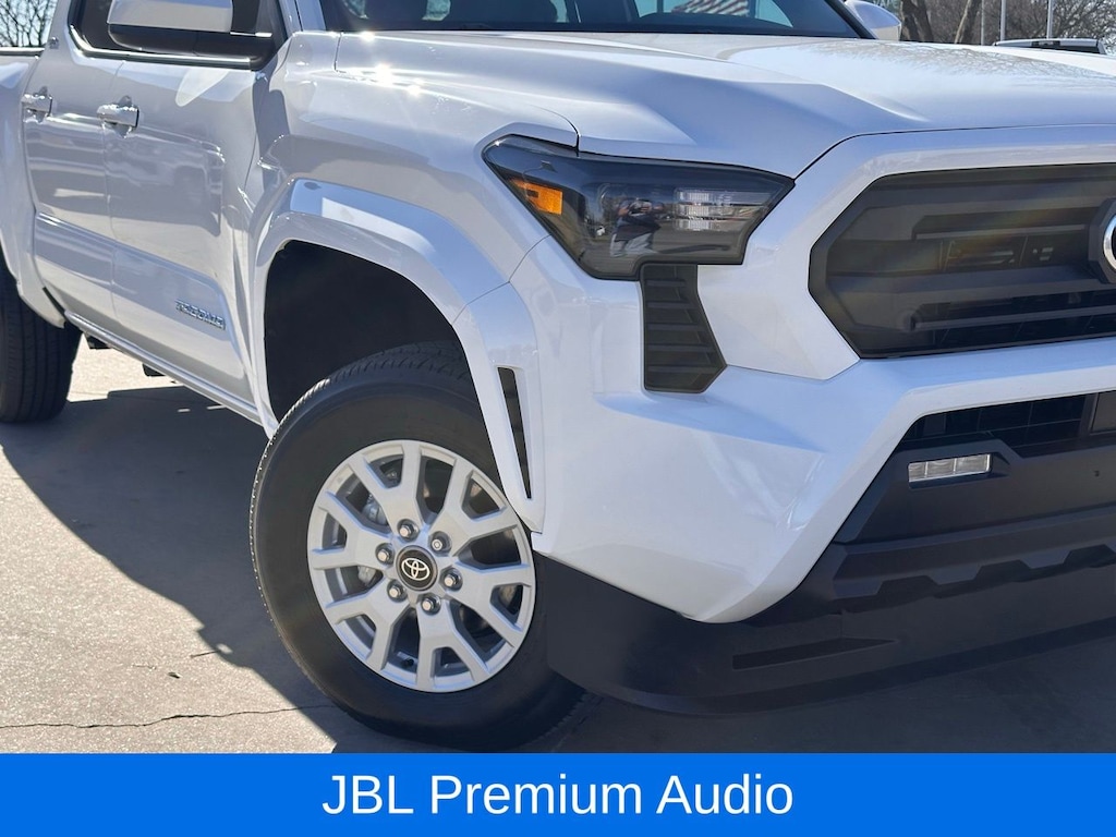 Used 2025 Toyota Tacoma SR5 Truck Double Cab