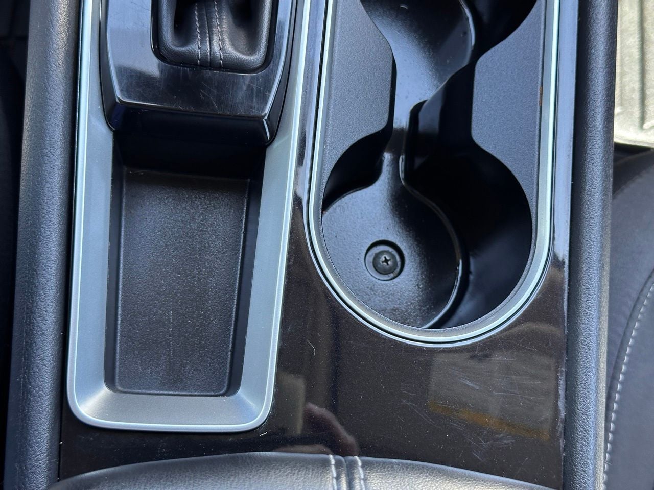 Used 2021 Gun Metallic Nissan 2.5 SV image 33