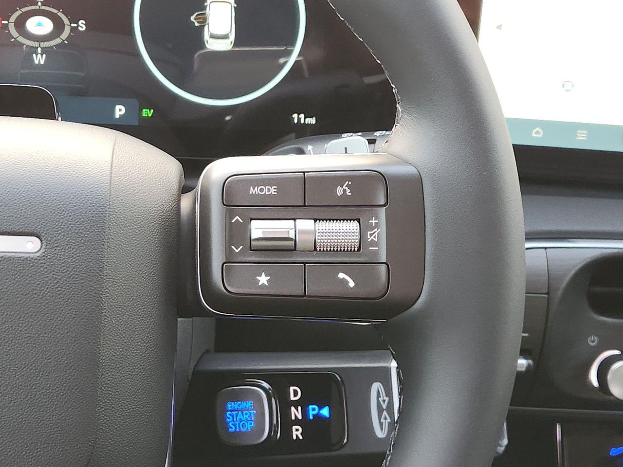 New 2026 Creamy White Pearl Hyundai Blue SEL Premium 8P image 29