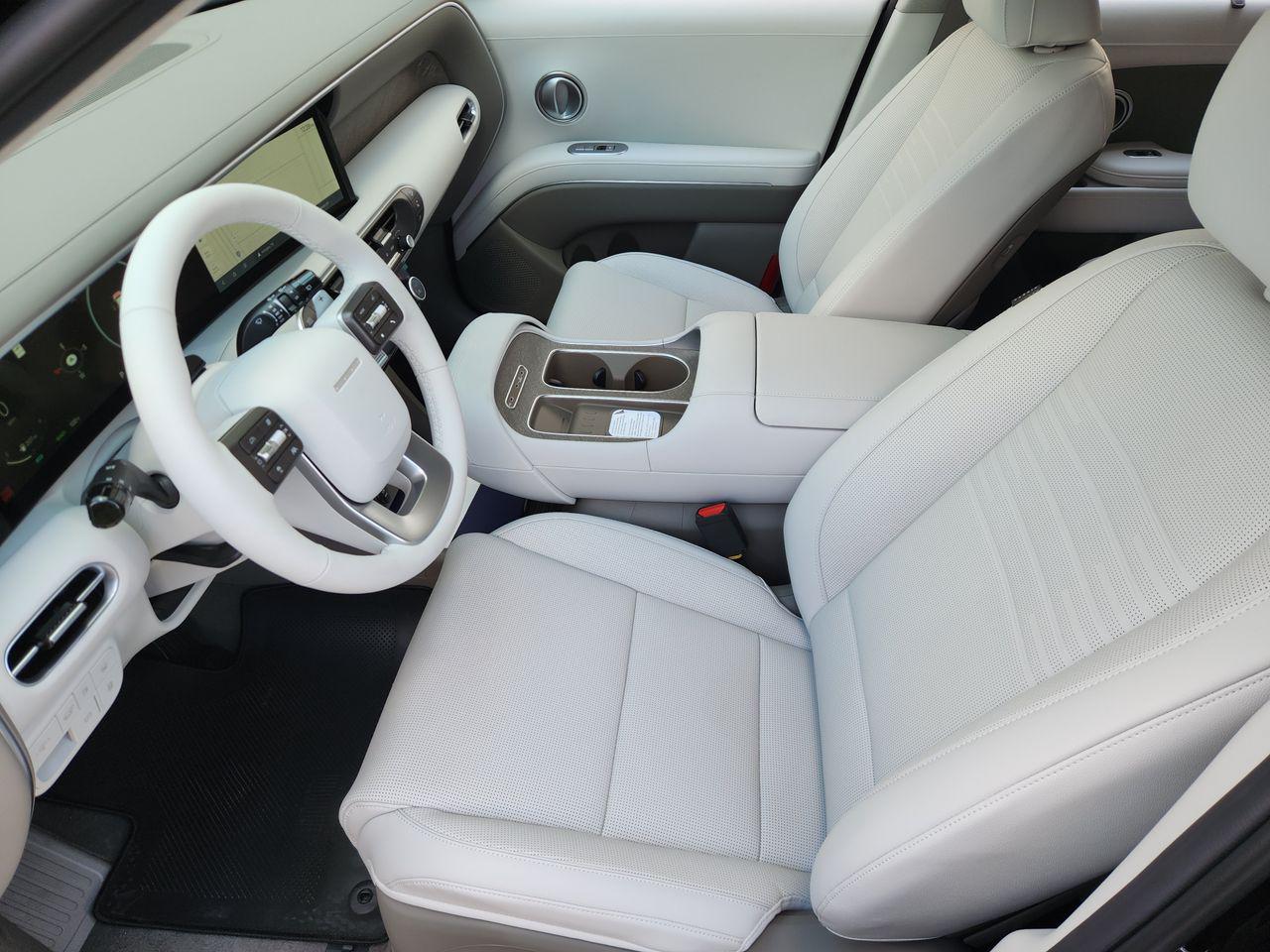 New 2027 Abyss Black Pearl Hyundai Limited 7P image 10