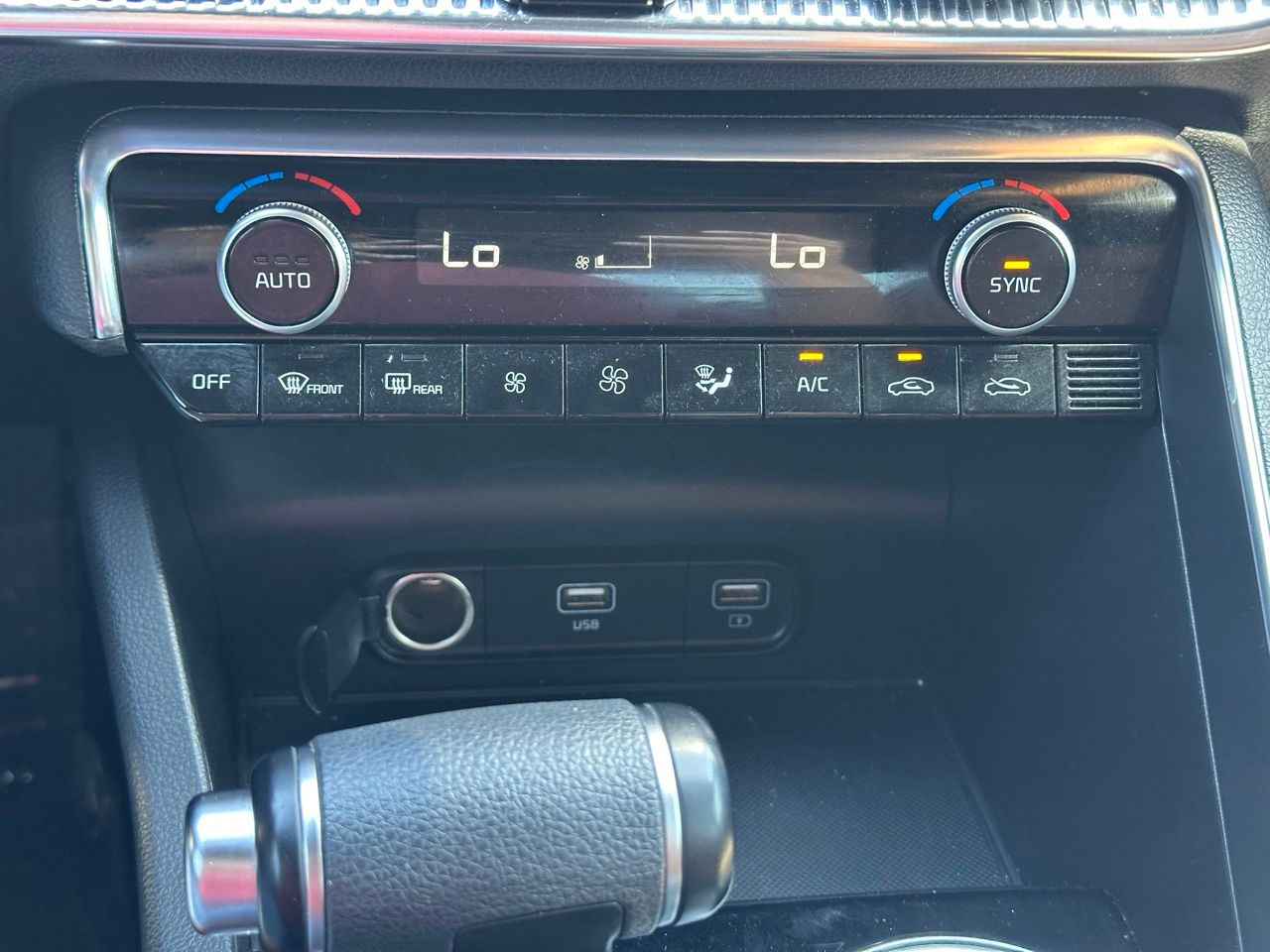 Used 2023 Sapphire Blue Kia GT image 31