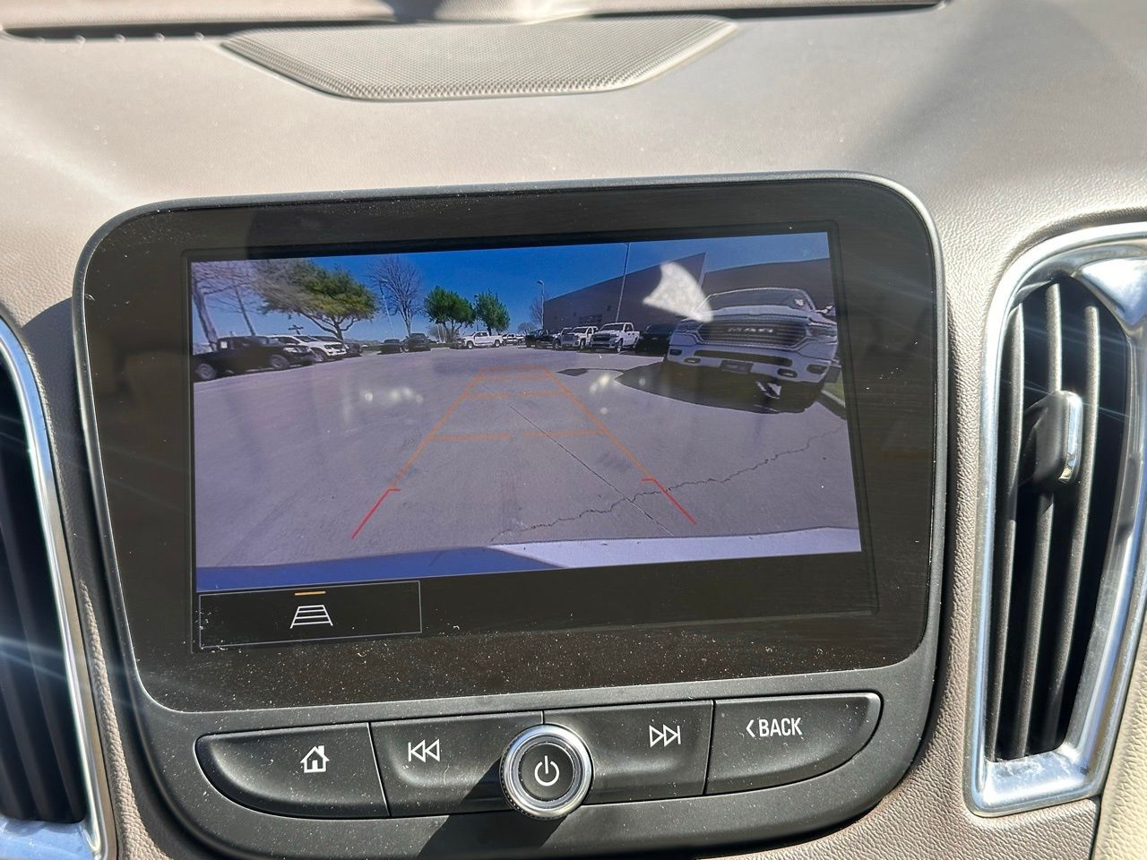 Used 2024 Summit White Chevrolet LT 2LT image 34