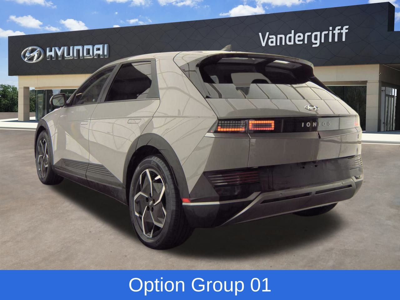 Used 2023 Hyundai IONIQ 5 SE with VIN KM8KM4AE5PU155690 for sale in Arlington, TX