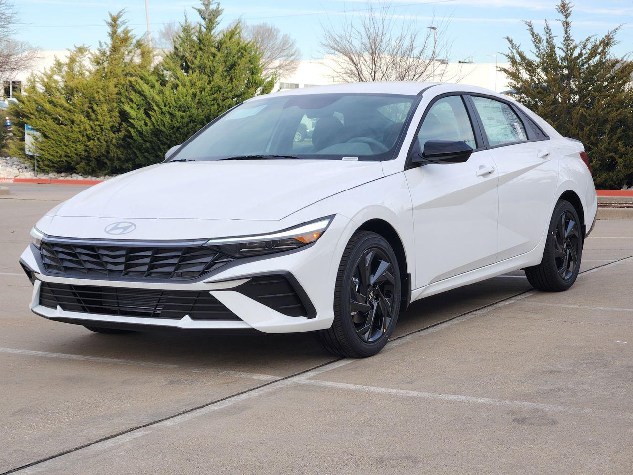 New 2026 W6H White Hyundai SEL Sport image 2