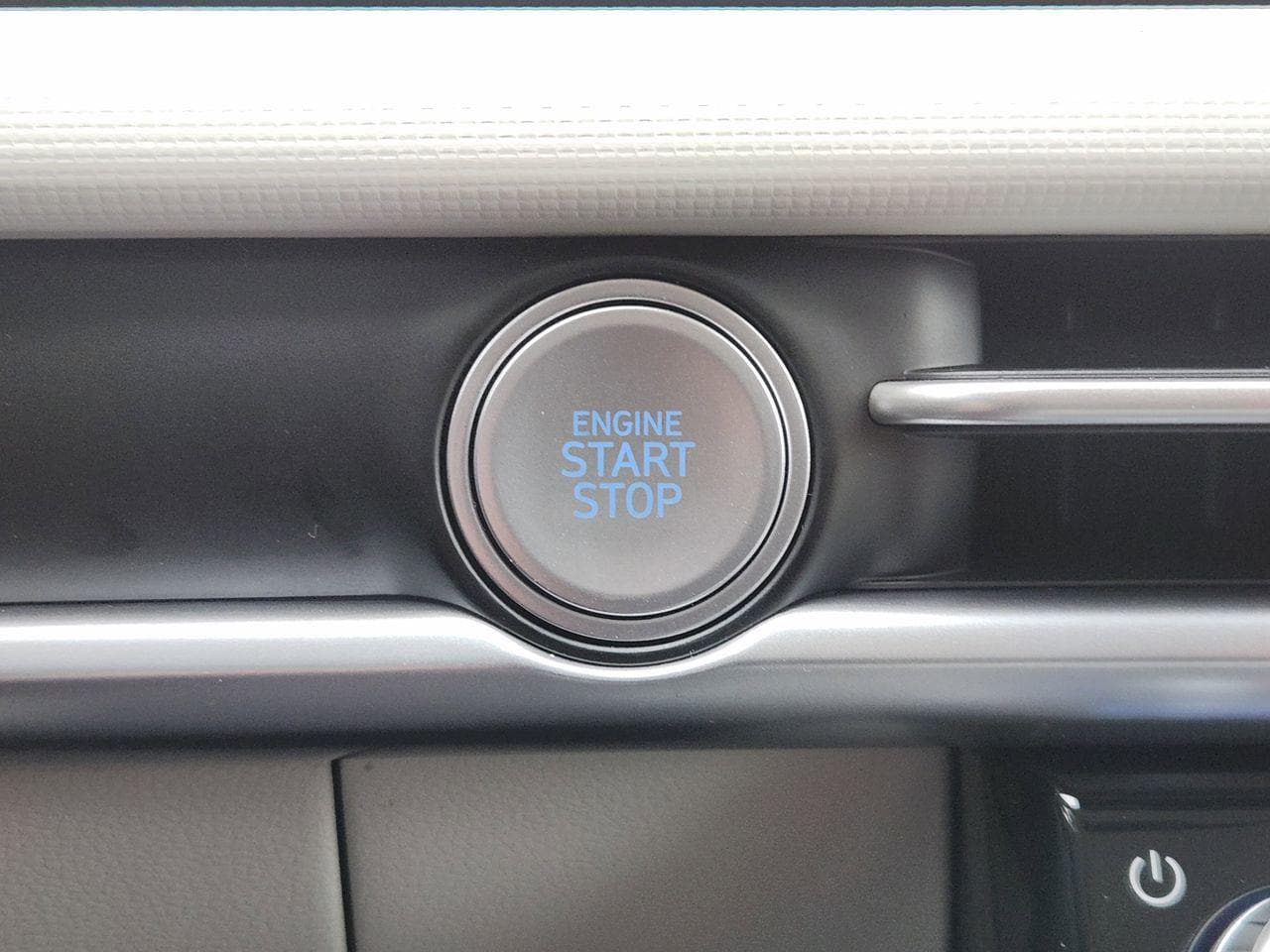 New 2026 Serenity White Pearl Hyundai SEL FWD image 16