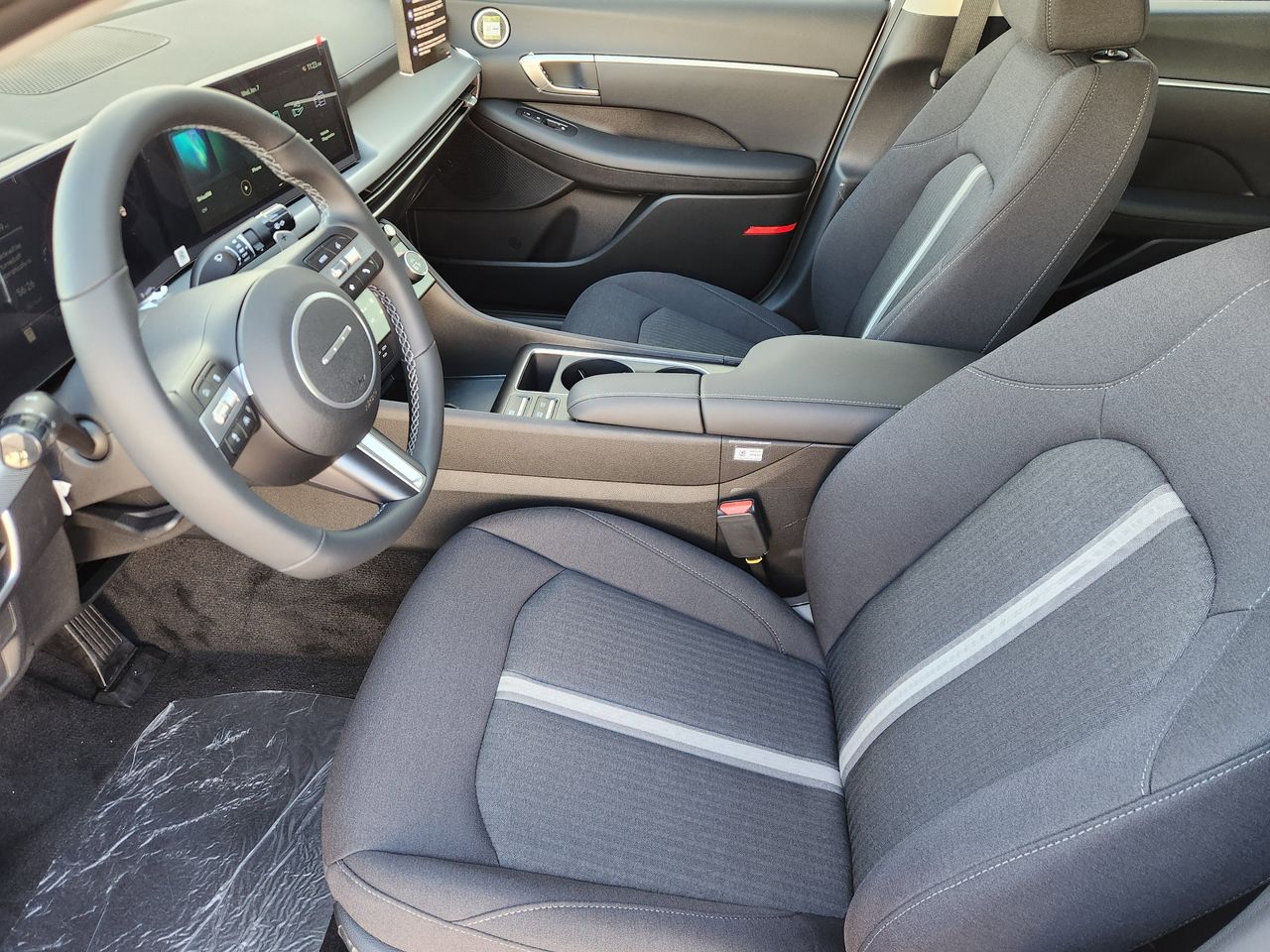 New 2026 W6H White Hyundai SEL Sport image 9