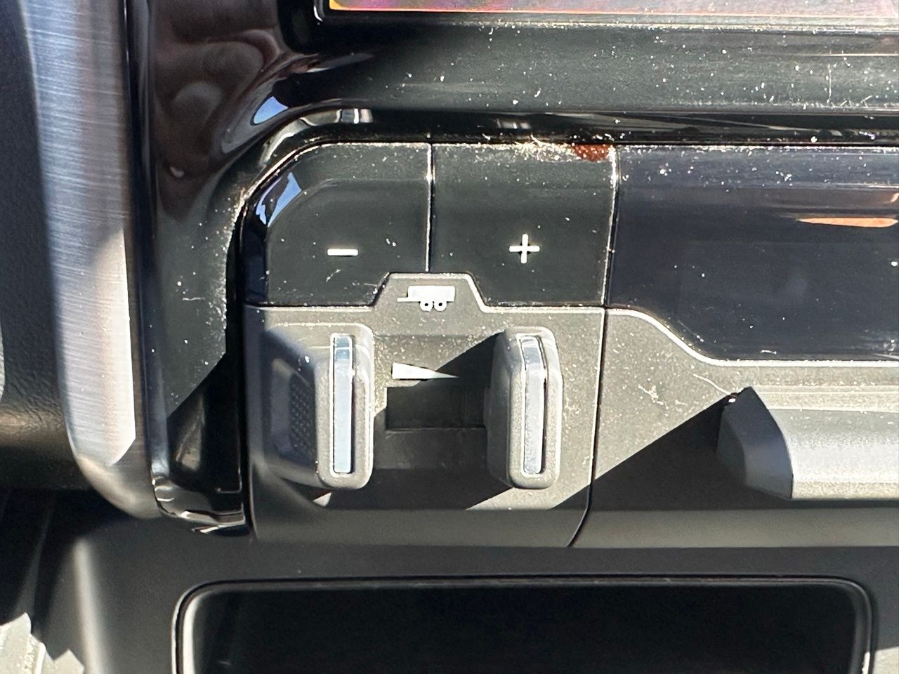 Used 2022 Bright White Ram Laramie Longhorn image 36