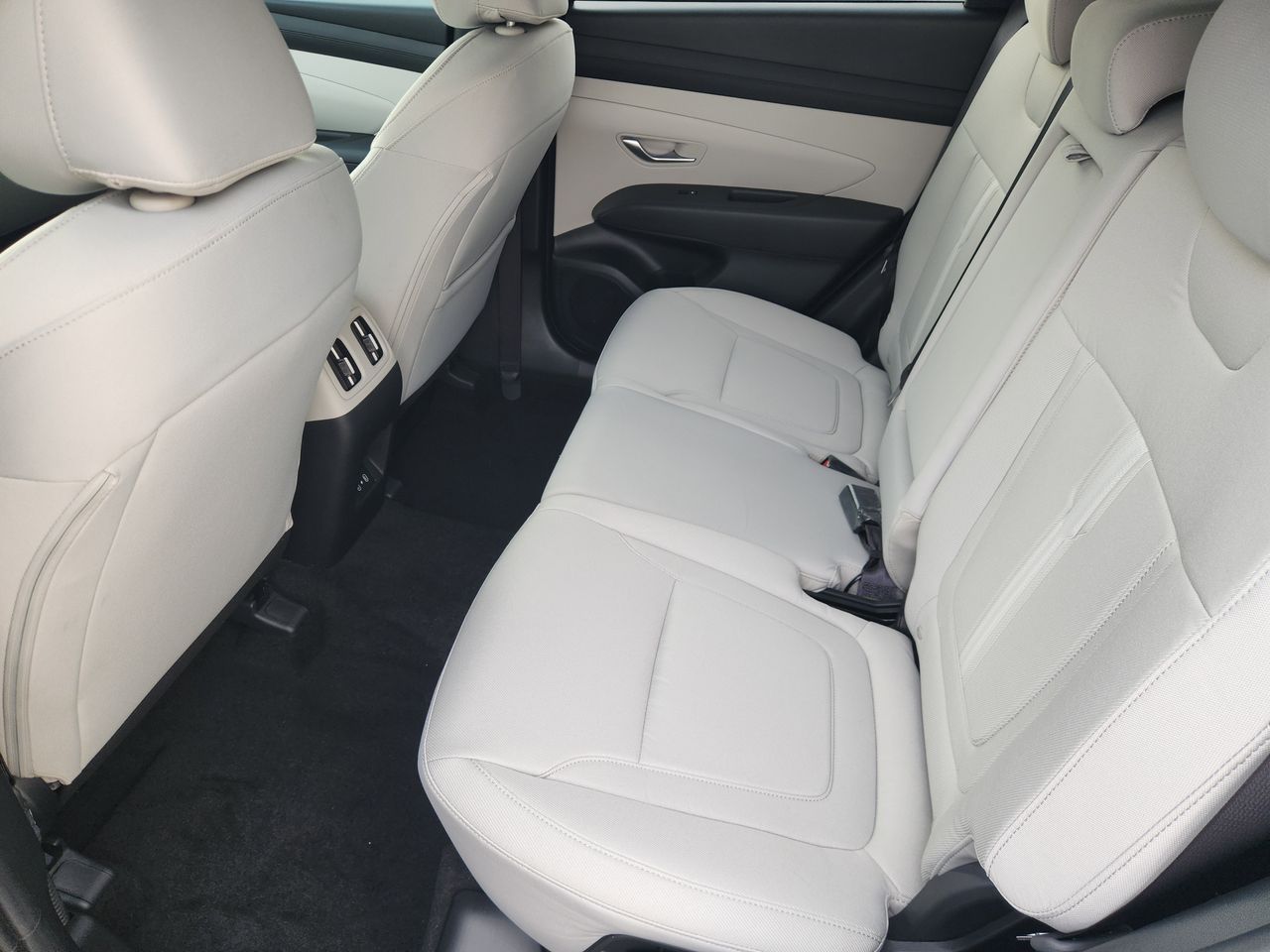 New 2026 S3B Black Hyundai SEL FWD image 28