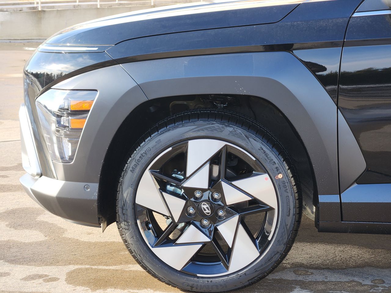 New 2026 A2B Black Hyundai Limited FWD image 5