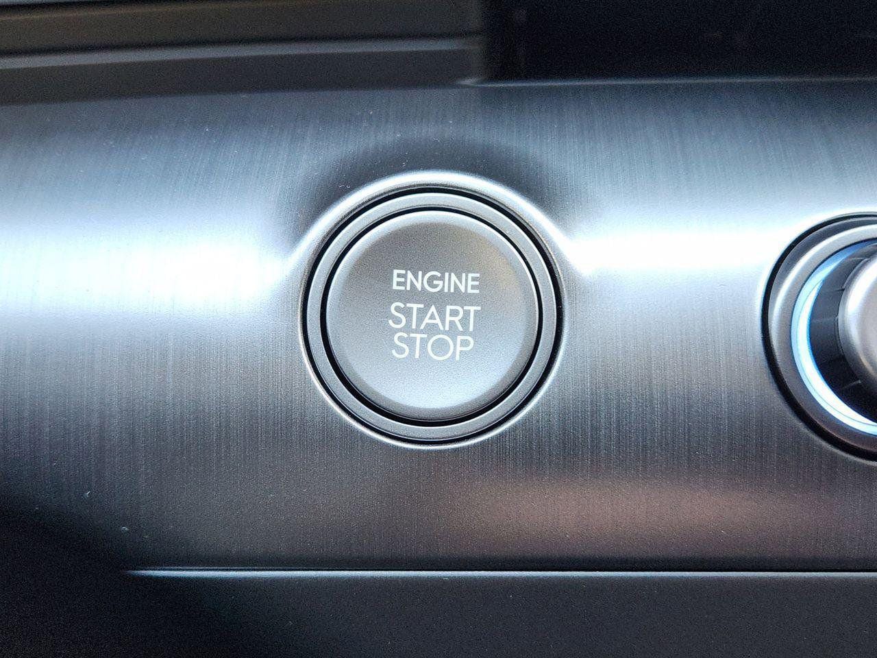 New 2026 C5G Gray Hyundai SE FWD image 16