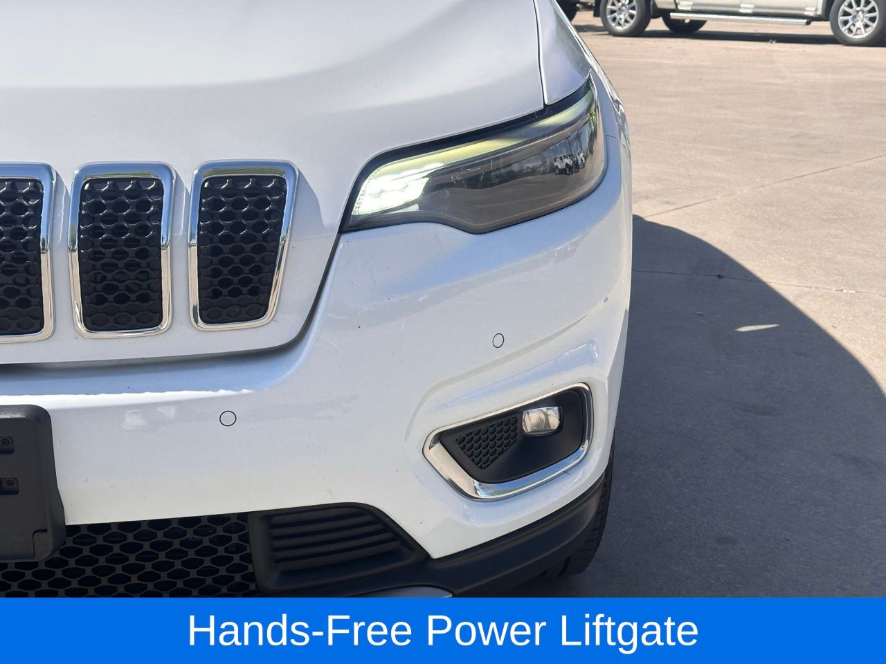 Used 2020 Bright White Jeep Limited image 6