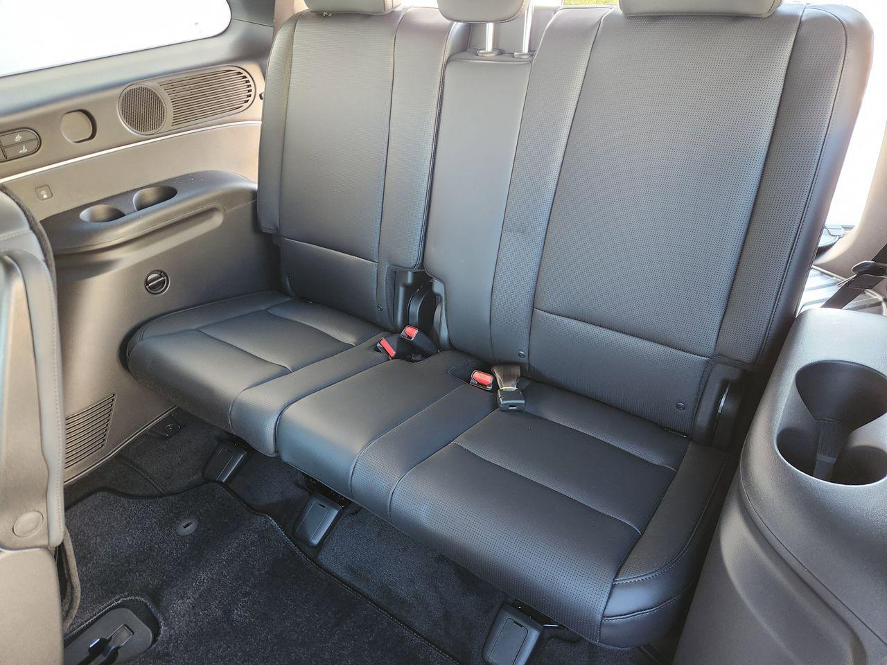 New 2026 WC9 White Hyundai Calligraphy FWD image 28