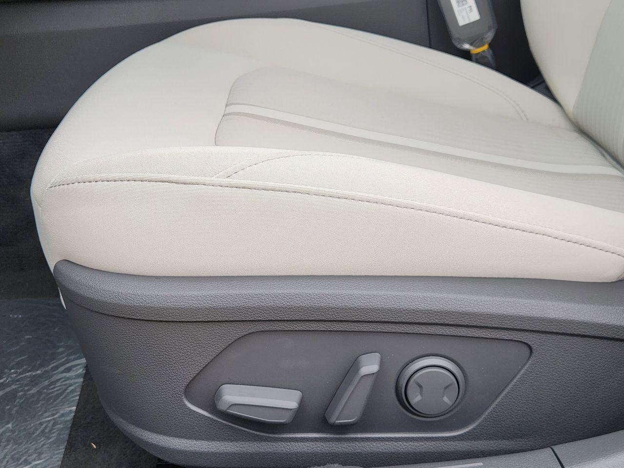 New 2026 Serenity White Hyundai SEL Sport image 24