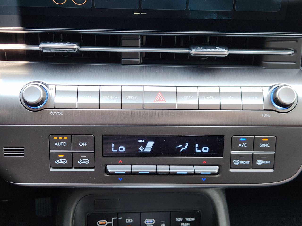New 2027 Atlas White Hyundai SEL Sport FWD image 15