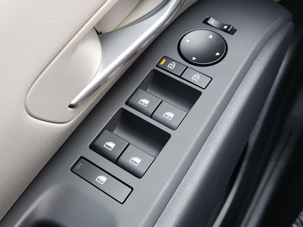 New 2026 Ecotronic Gray Hyundai SEL FWD image 21