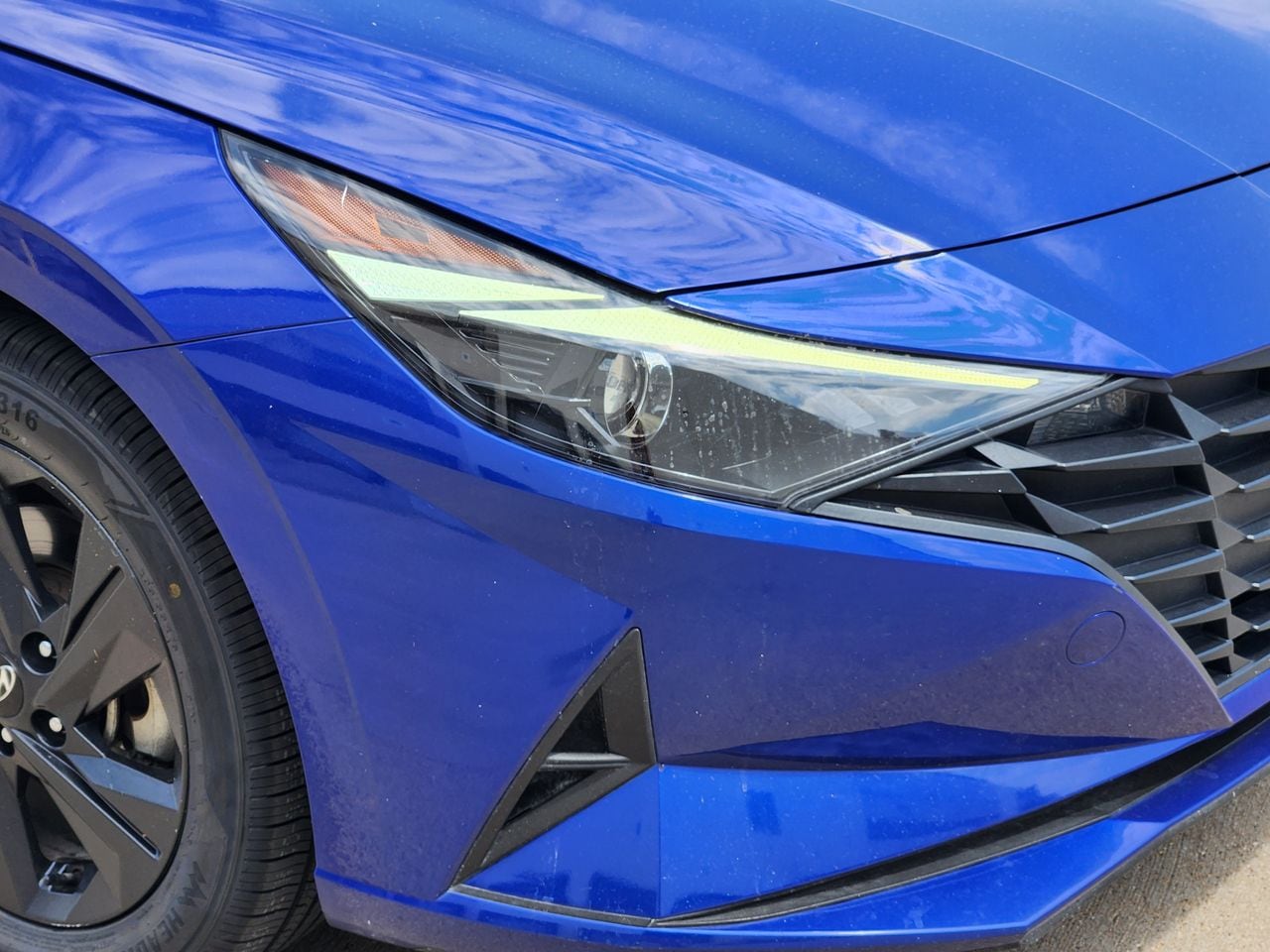 Used 2023 Intense Blue Hyundai SEL image 5