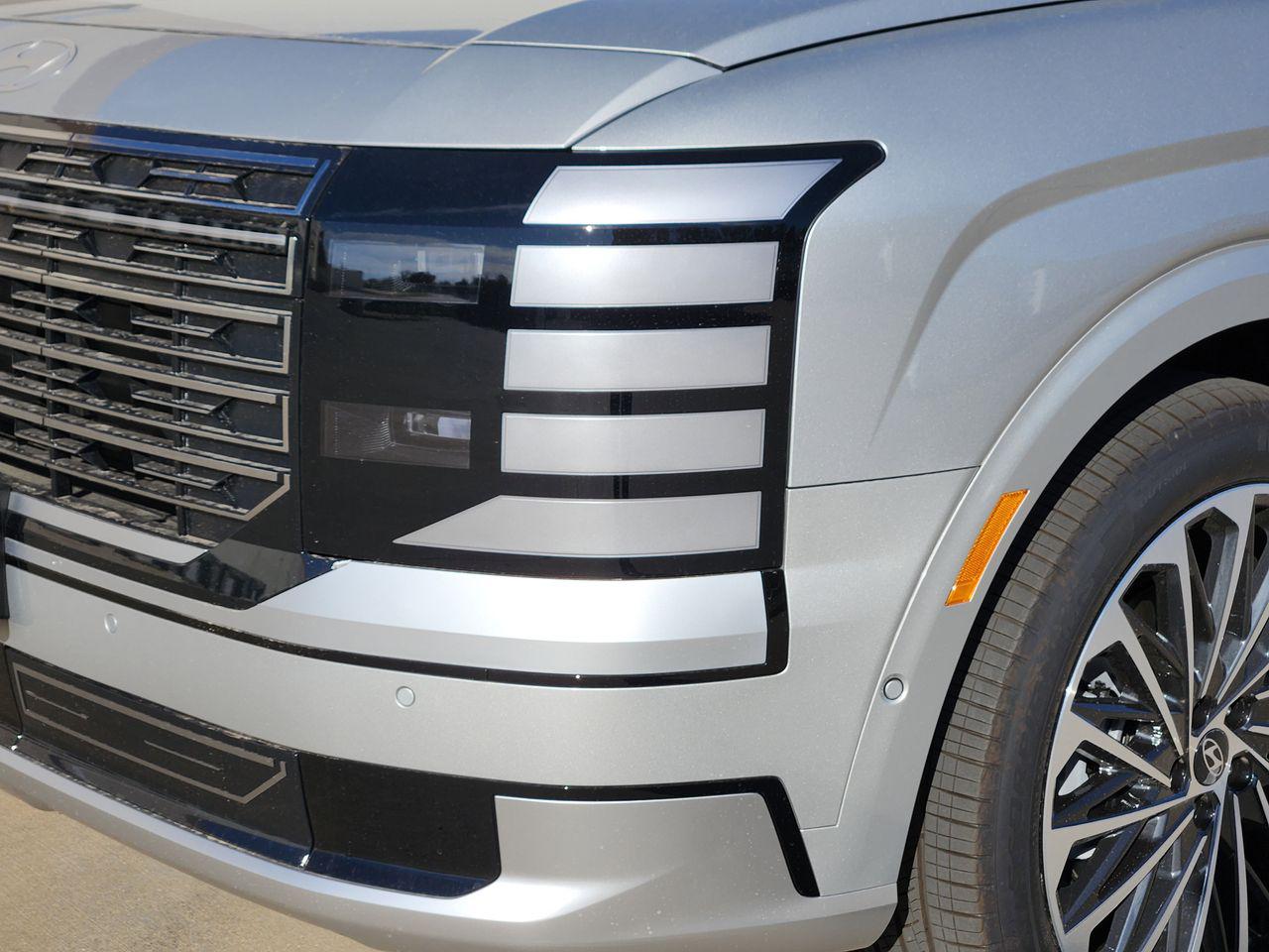 New 2026 T2X Silver Hyundai Calligraphy FWD image 6