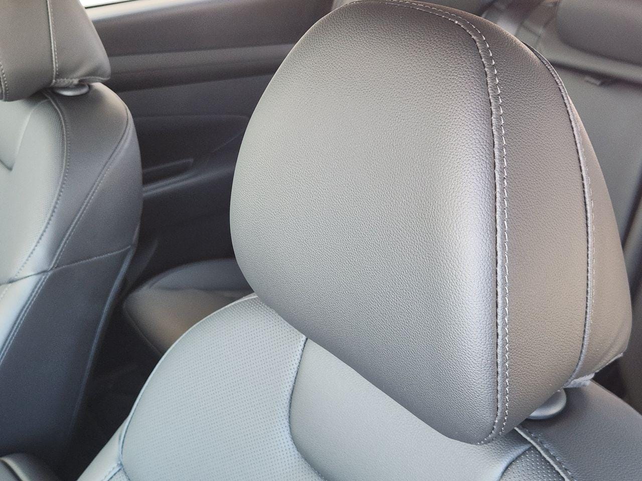 New 2026 Shimmering Silver Hyundai SEL Plus FWD image 10