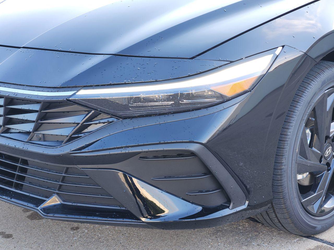 New 2026 Abyss Black Hyundai SEL Sport image 6