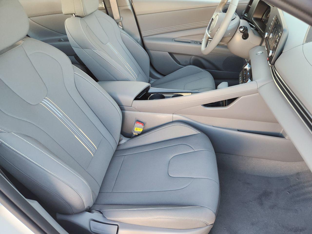 New 2026 Serenity White Hyundai SEL Sport image 10