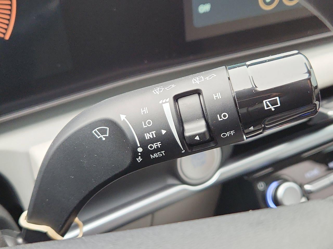 New 2026 Hampton Gray Hyundai SEL FWD image 28