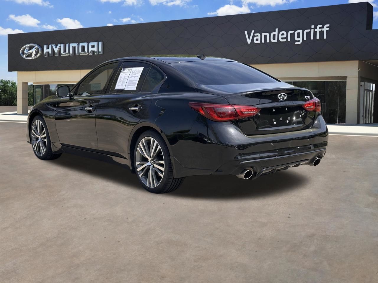 Used 2023 Black Obsidian INFINITI Sensory image 8