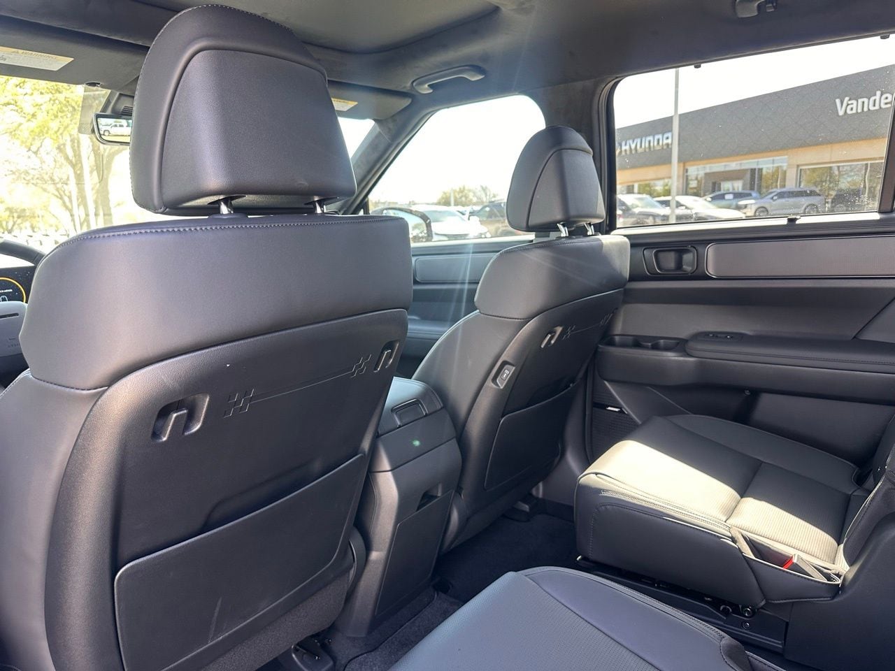 Used 2026 Phantom Black Hyundai Calligraphy image 18