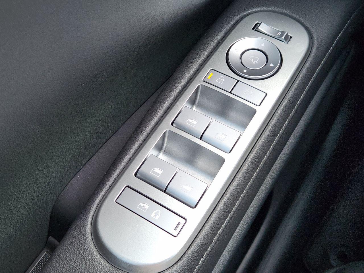 New 2026 Creamy White Pearl Hyundai SEL Premium 7P image 22