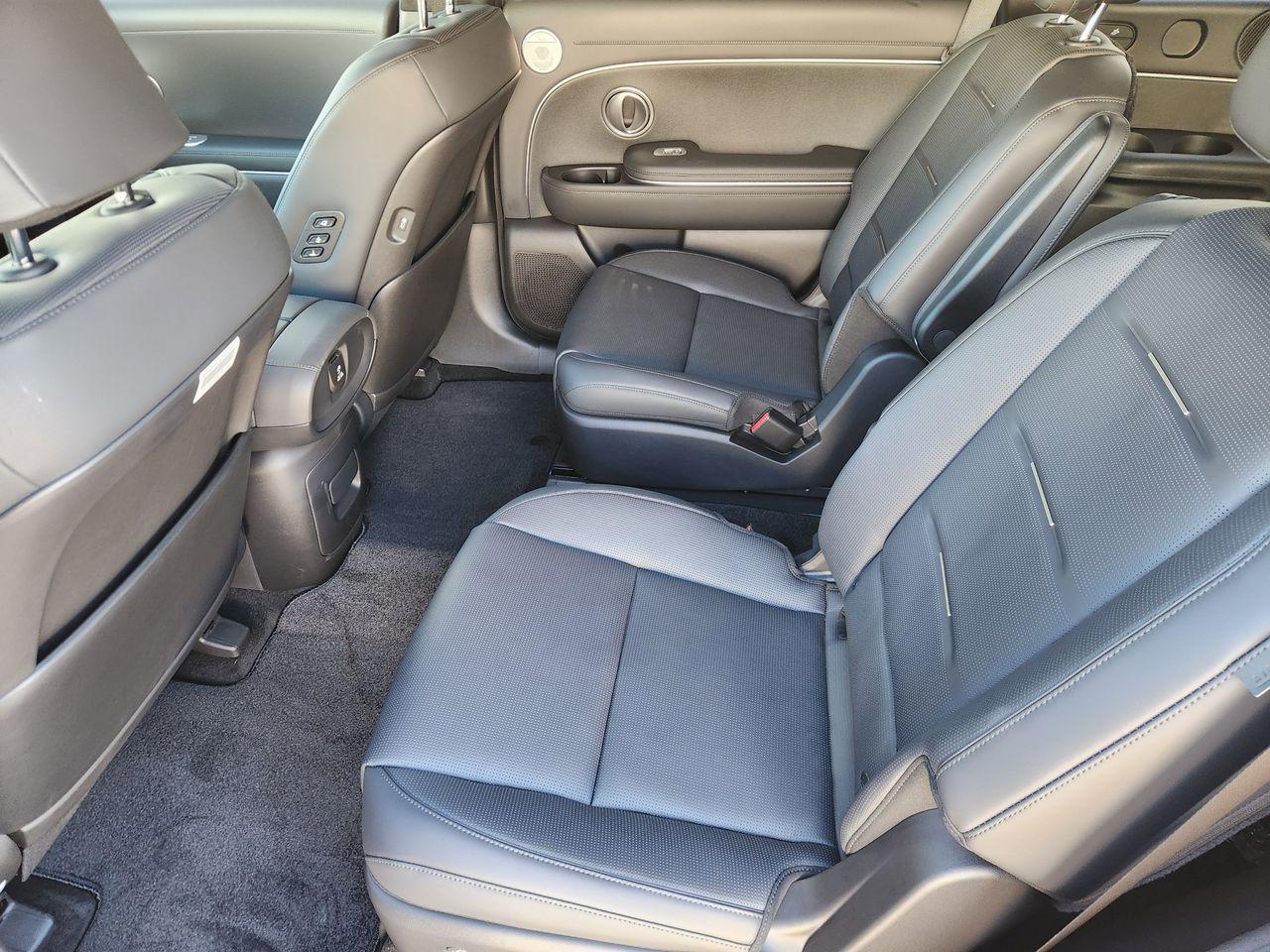 New 2026 T2X Silver Hyundai Calligraphy FWD image 29