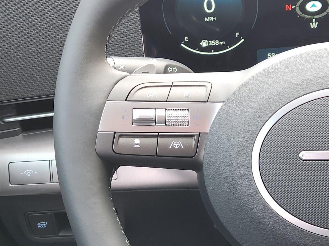 New 2026 SAW White Hyundai Limited FWD image 29