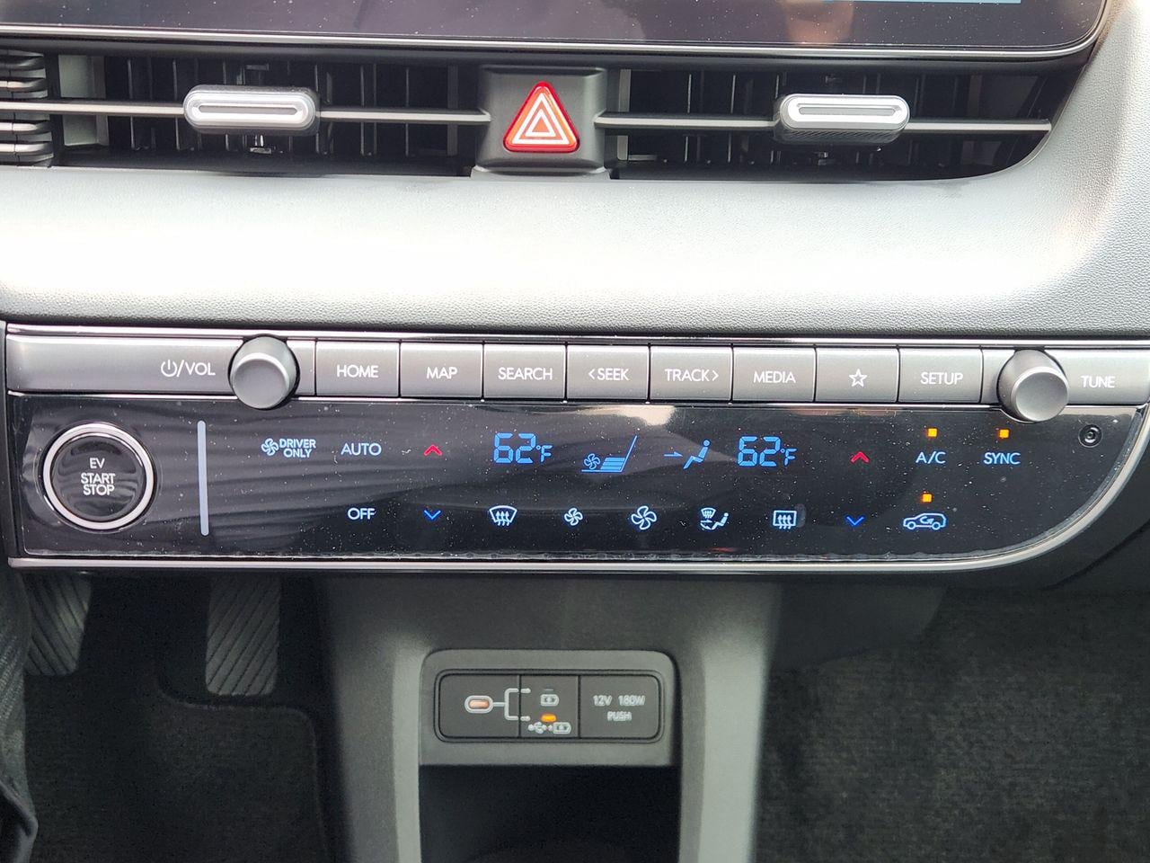 New 2027 A2B/Black Hyundai SE image 15