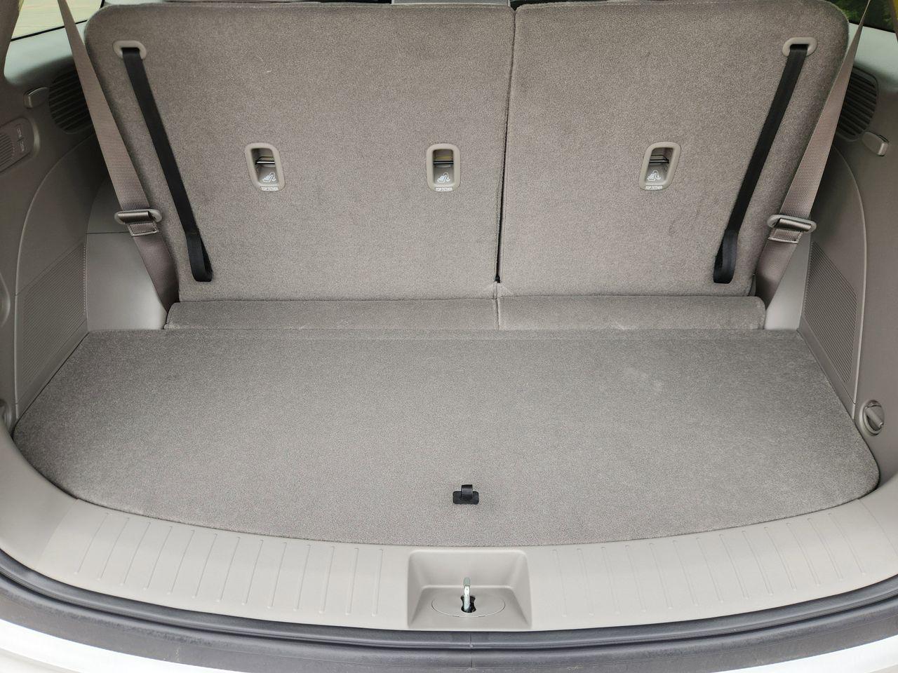 New 2026 Creamy White Pearl Hyundai SE FWD image 29