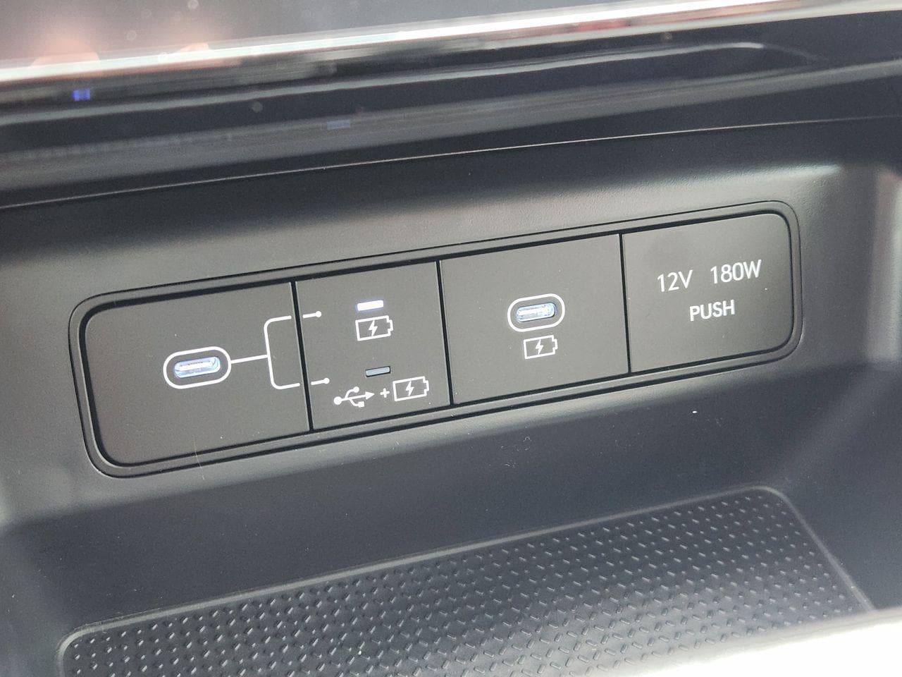 New 2026 Phantom Black Hyundai SEL FWD image 17